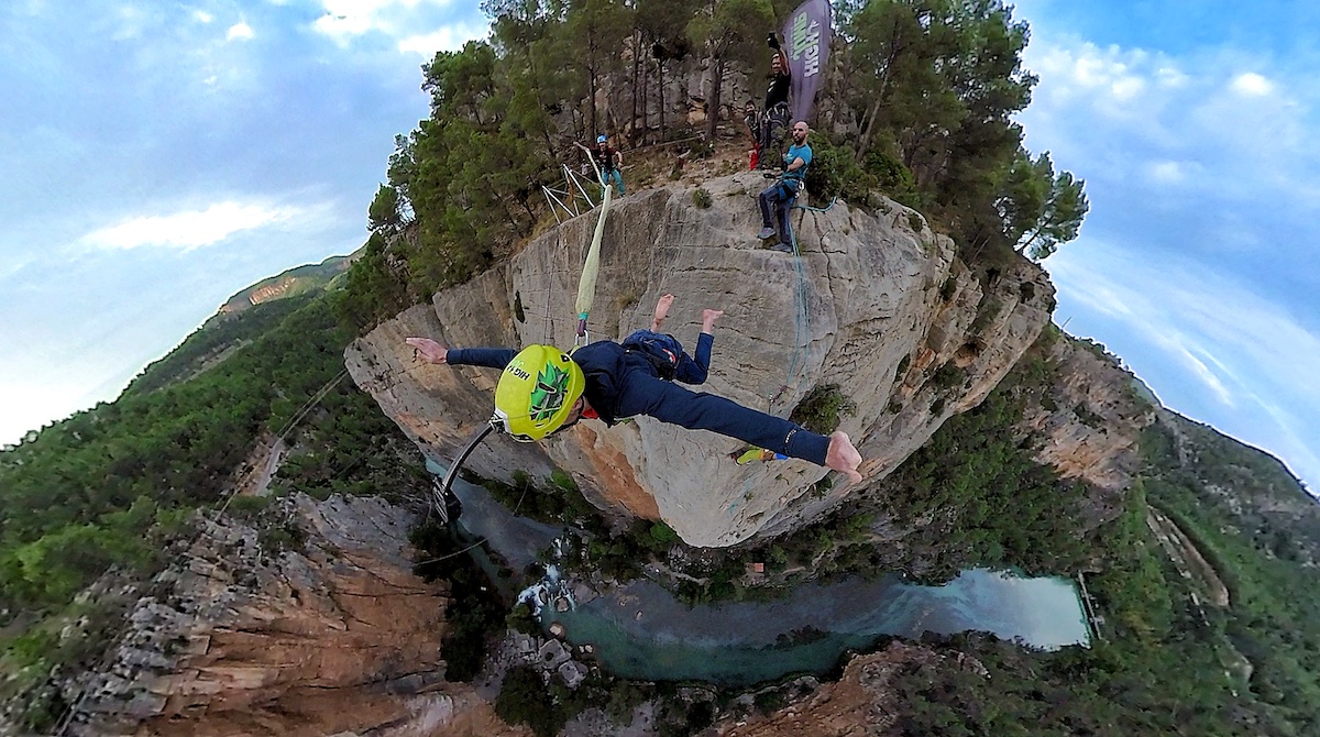 Encadenar y volar